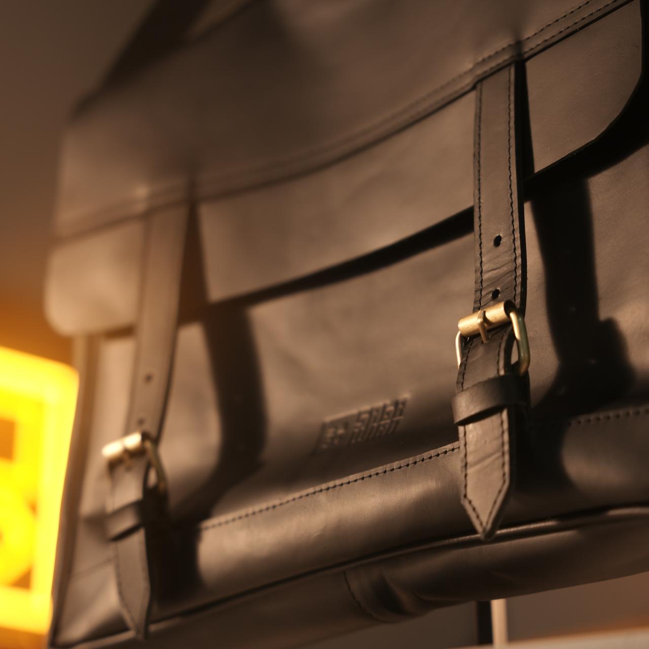 The lawyer laptop bag 